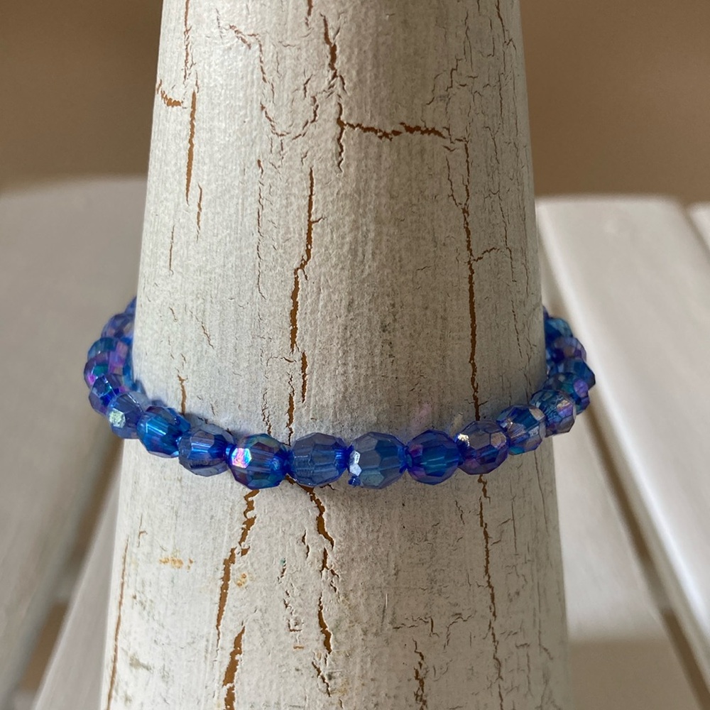 HANDMADE Stretch Beaded Blue Crystal Bracelet NWT with Gift Bag